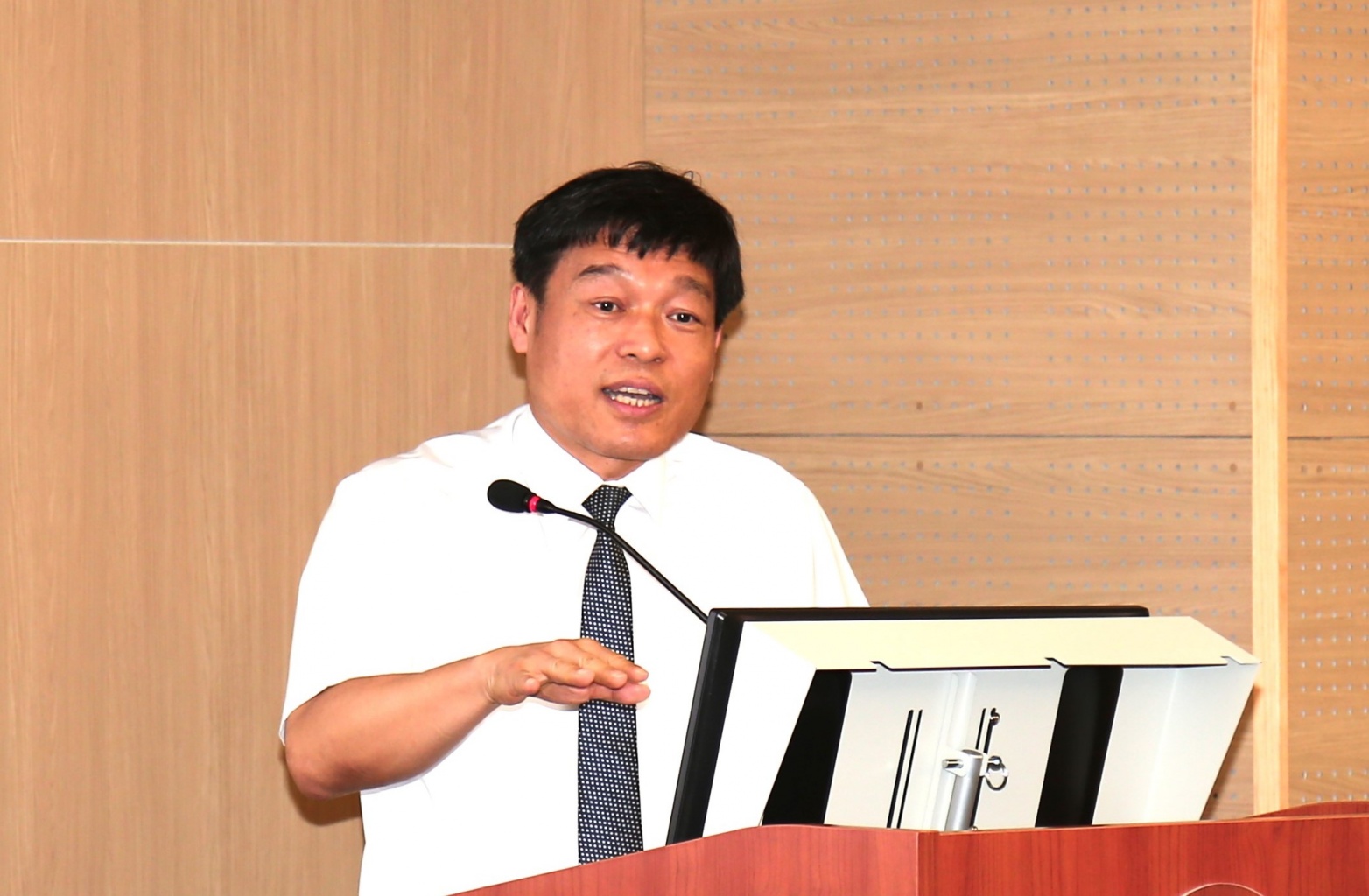 邱政洵：防範未來大流行 亟需新 立產學研發計畫、病原表型研究