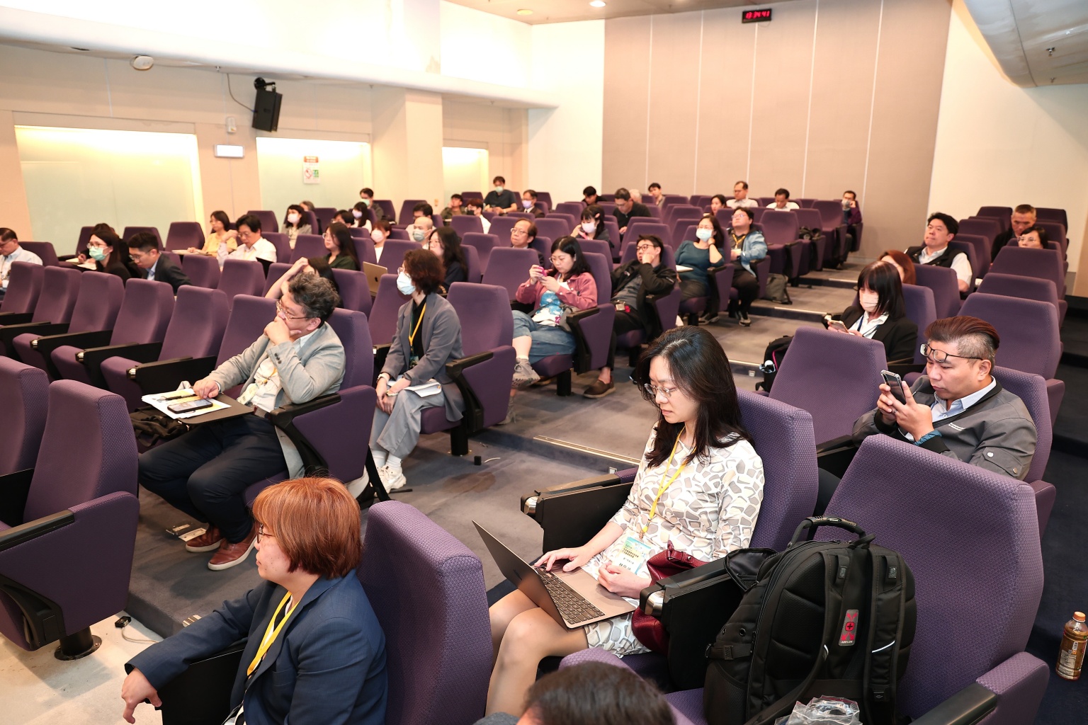 0P9A1637.JPG (471 KB)
